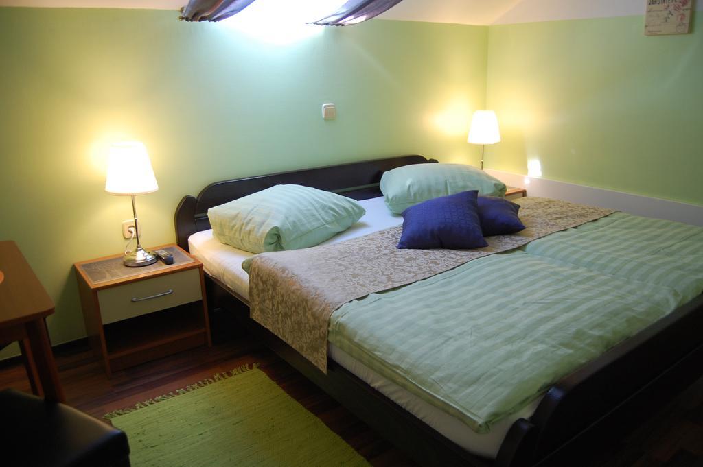 Rooms Hisa Divino Птуй Экстерьер фото